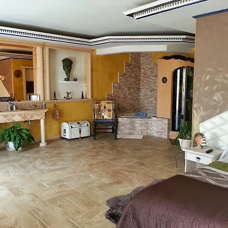 Guest house Kheops