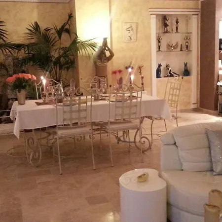 Guest house Kheops