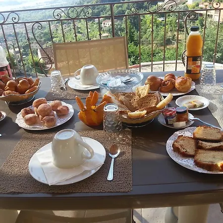 Guest house Kheops 3*