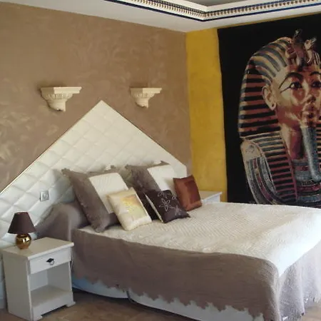 Kheops 망들리유 라 나플